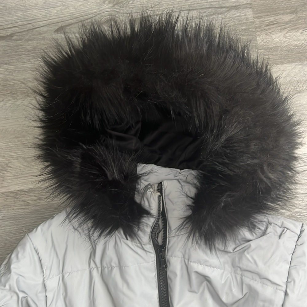 Snowsuit - Picture 7 of 9